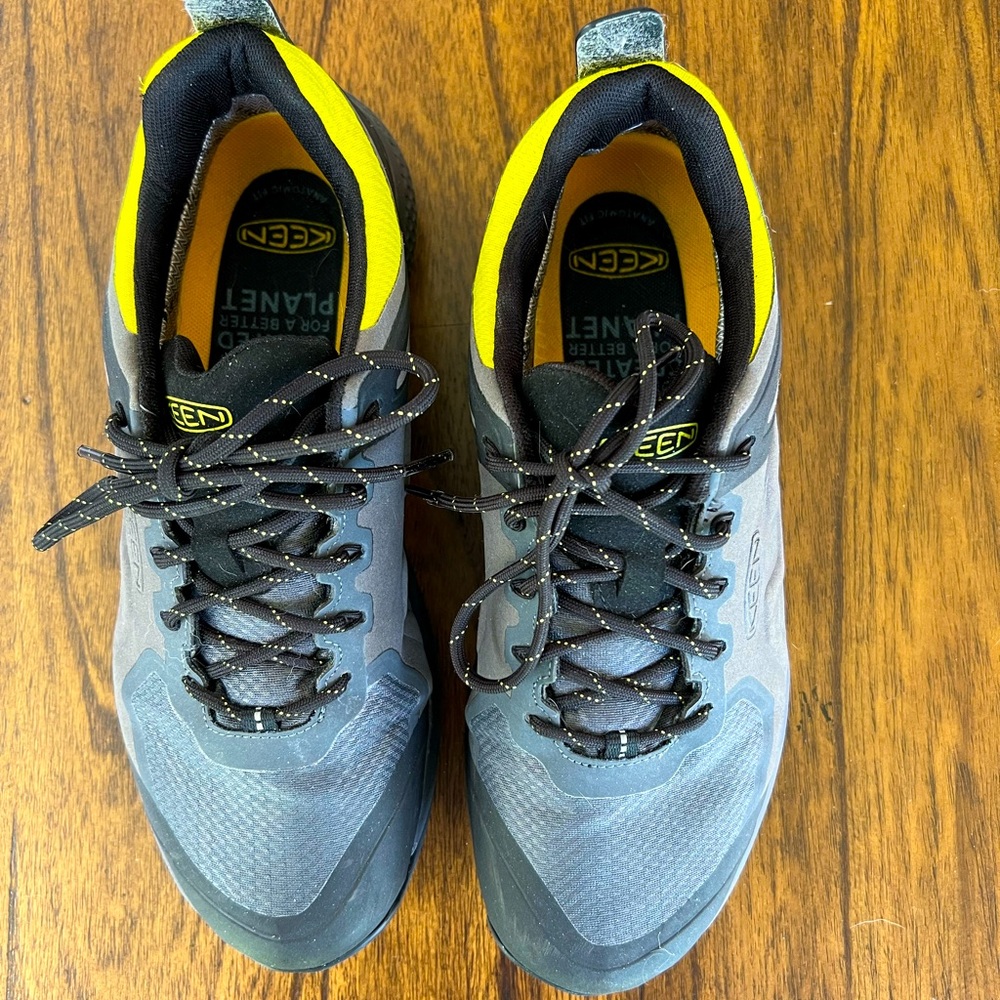 Men’s Sneakers